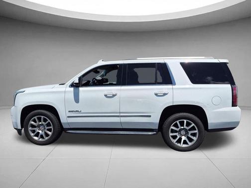 Summit White 2018 GMC Yukon Denali