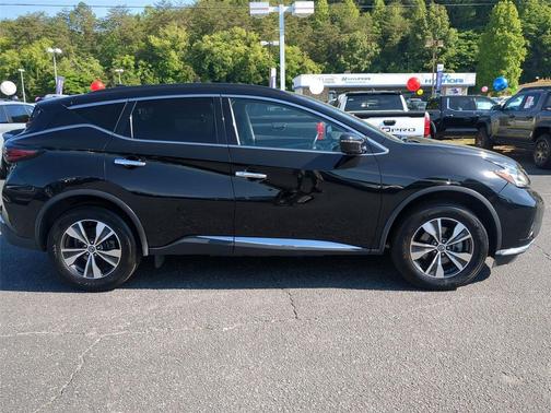 Magnetic Black Pearl 2021 Nissan Murano SV Intelligent AWD