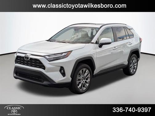 2025 Toyota RAV4 XLE Premium