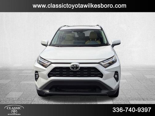 2025 Toyota RAV4 XLE Premium
