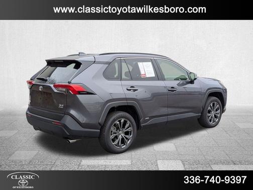 2025 Toyota RAV4 Hybrid XLE Premium