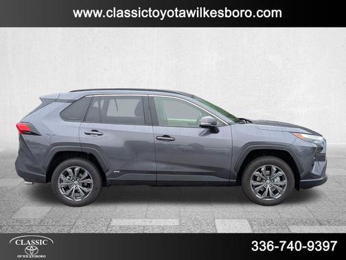 2025 Toyota RAV4 Hybrid XLE Premium