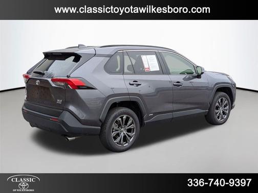 2025 Toyota RAV4 Hybrid XLE Premium