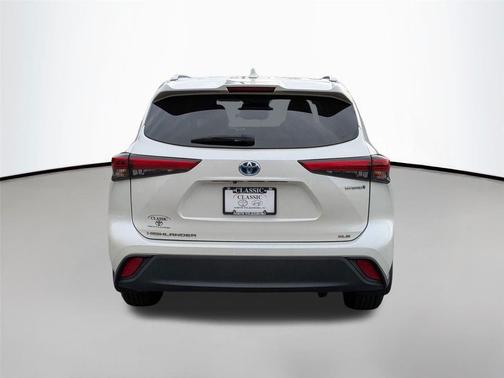 2020 Toyota Highlander Hybrid XLE