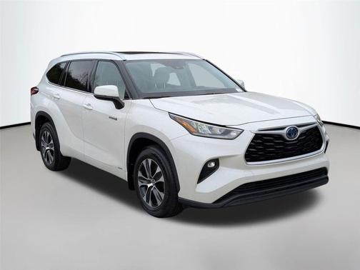 2020 Toyota Highlander Hybrid XLE