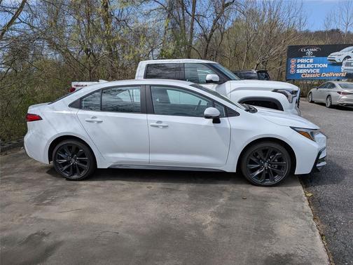 Ice Cap 2026 Toyota Corolla SE