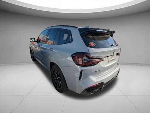Brooklyn Grey Metallic 2024 BMW X3 xDrive30i