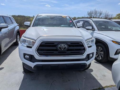 Super White 2019 Toyota Tacoma SR5