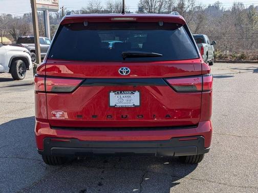 2023 Toyota Sequoia SR5