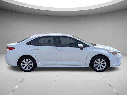 White 2022 Toyota Corolla LE
