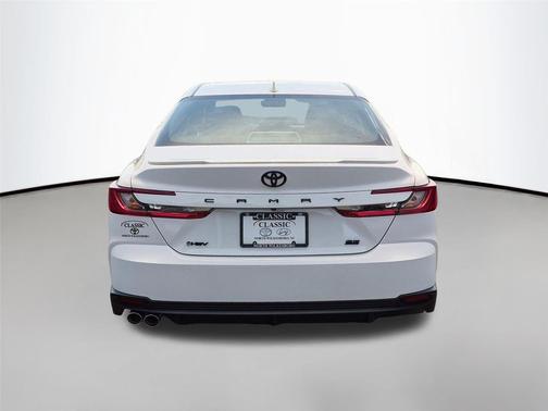 Ice Cap 2026 Toyota Camry SE