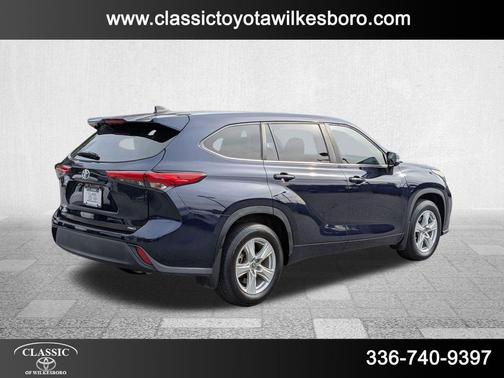 2023 Toyota Highlander Platinum