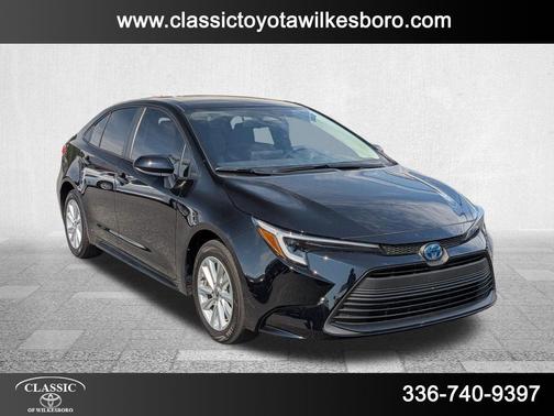 2025 Toyota Corolla Hybrid LE