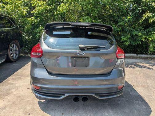 2017 Ford Focus ST ST