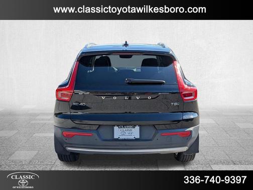 2019 Volvo XC40 T5 Momentum