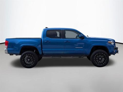 2016 Toyota Tacoma SR