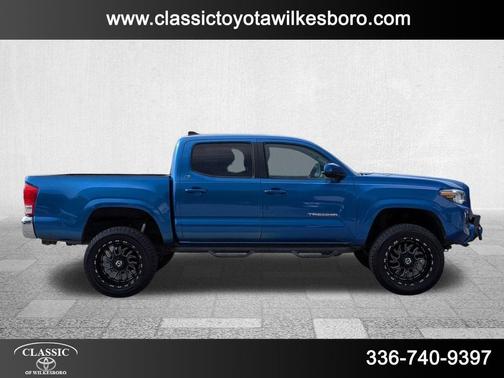 2016 Toyota Tacoma SR