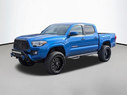 2016 Toyota Tacoma SR