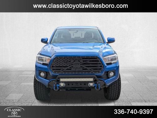 2016 Toyota Tacoma SR