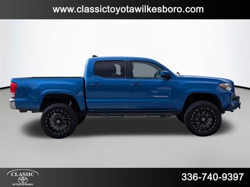 2016 Toyota Tacoma SR
