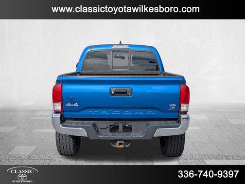 2016 Toyota Tacoma SR