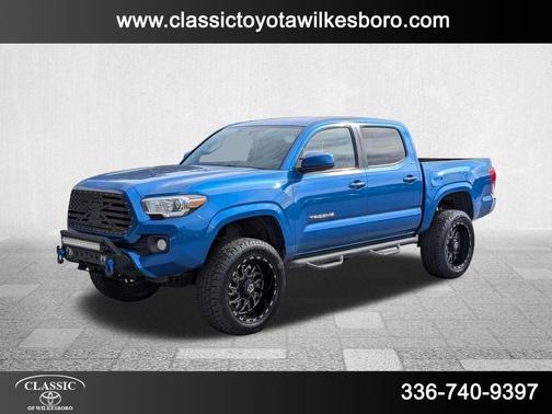 2016 Toyota Tacoma SR