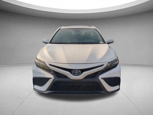 Ice Cap 2023 Toyota Camry SE