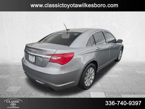 2014 Chrysler 200 Touring
