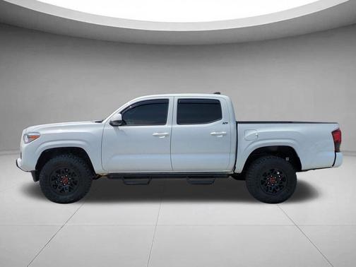 Ice Cap 2023 Toyota Tacoma SR
