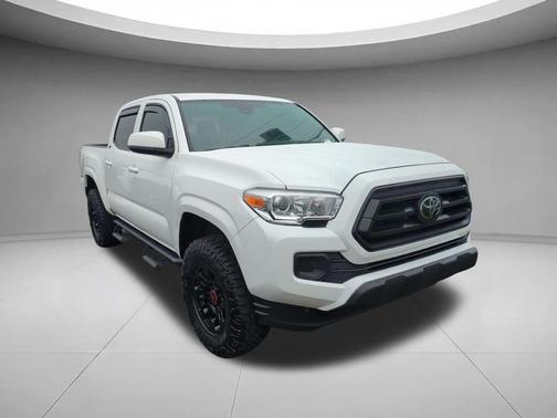 Ice Cap 2023 Toyota Tacoma SR