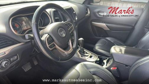 2017 Jeep Cherokee Sport