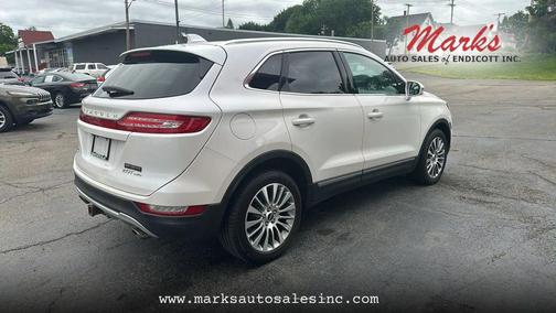 White 2018 Lincoln MKC Reserve