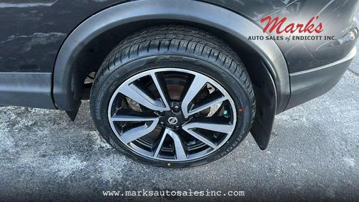 2017 Nissan Rogue Sport SL