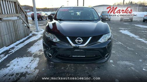 2017 Nissan Rogue Sport SL