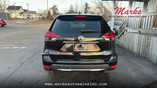 2018 Nissan Rogue SV