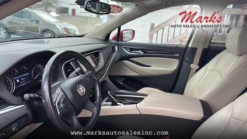 2020 Buick Enclave AWD Essence