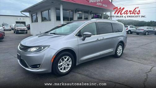 2020 Chrysler Pacifica Touring L