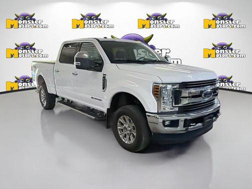 Oxford White 2019 Ford F-250 XLT