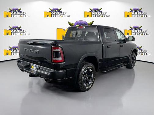 Diamond Black Crystal Pearlcoat 2019 RAM 1500 Rebel