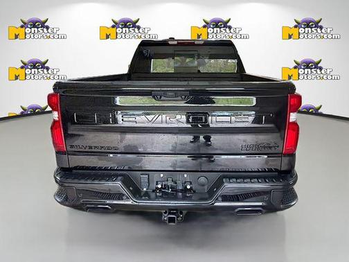 Black 2024 Chevrolet Silverado 1500 High Country