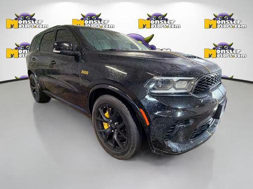 DB Black Crystal Clearcoat 2024 Dodge Durango SRT 392
