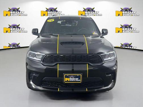DB Black Crystal Clearcoat 2024 Dodge Durango SRT 392