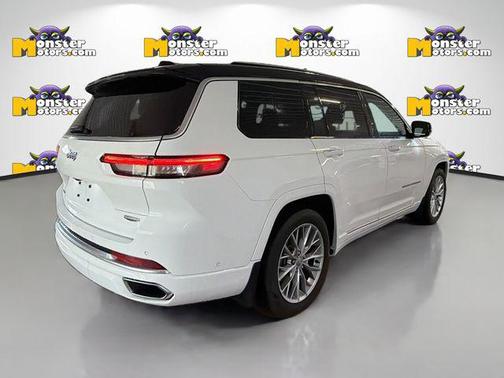 Bright White Clearcoat 2023 Jeep Grand Cherokee L Summit