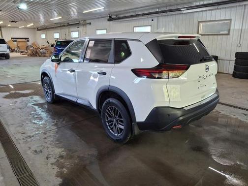2021 Nissan Rogue S