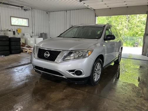 2013 Nissan Pathfinder SV