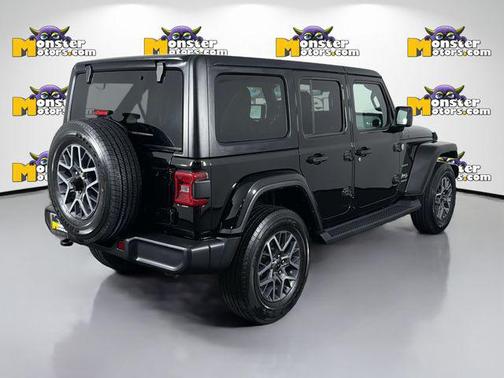2024 Jeep Wrangler 4-Door Sahara