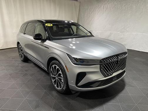 2024 Lincoln Nautilus Reserve