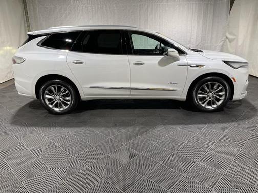 2022 Buick Enclave AWD Avenir