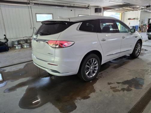 2022 Buick Enclave AWD Avenir