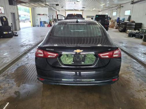 2022 Chevrolet Malibu FWD LT